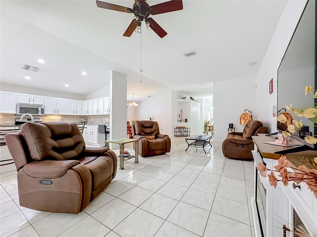 6630 Cambridge Park Drive, Apollo Beach, FL 33572 Photo