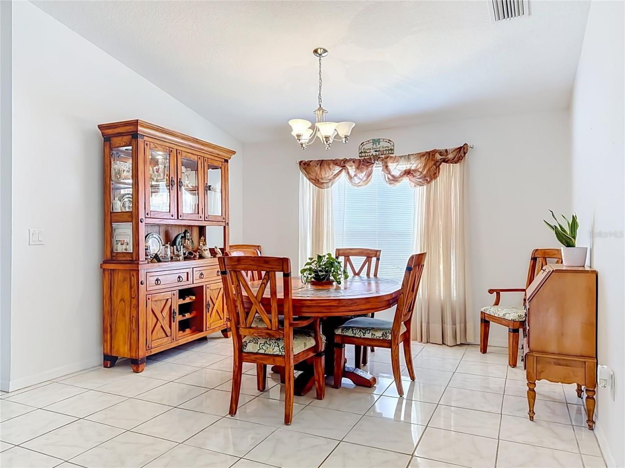6630 Cambridge Park Drive, Apollo Beach, FL 33572 Photo