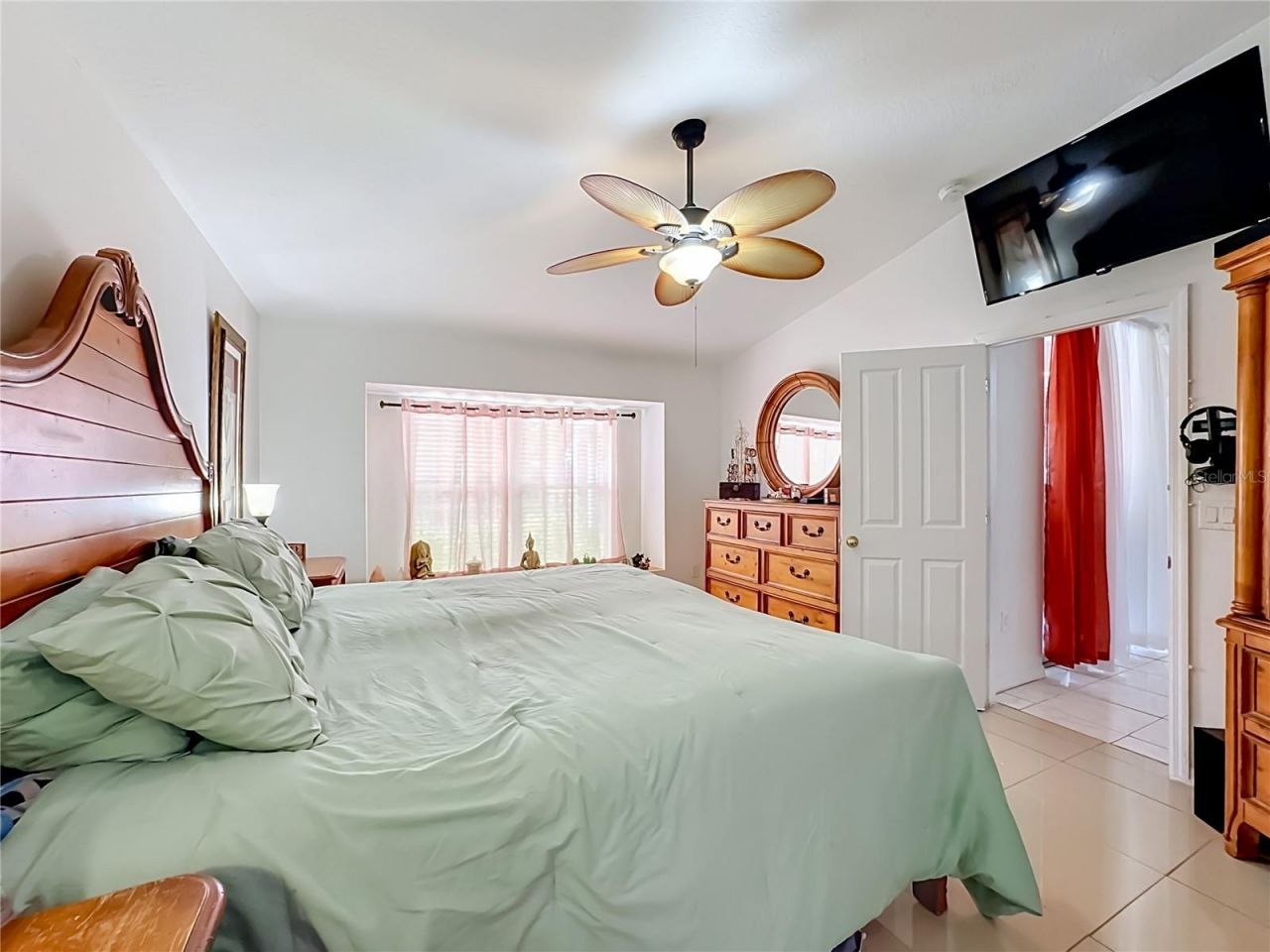 6630 Cambridge Park Drive, Apollo Beach, FL 33572 Photo
