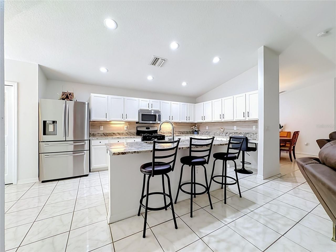 6630 Cambridge Park Drive, Apollo Beach, FL 33572 Photo