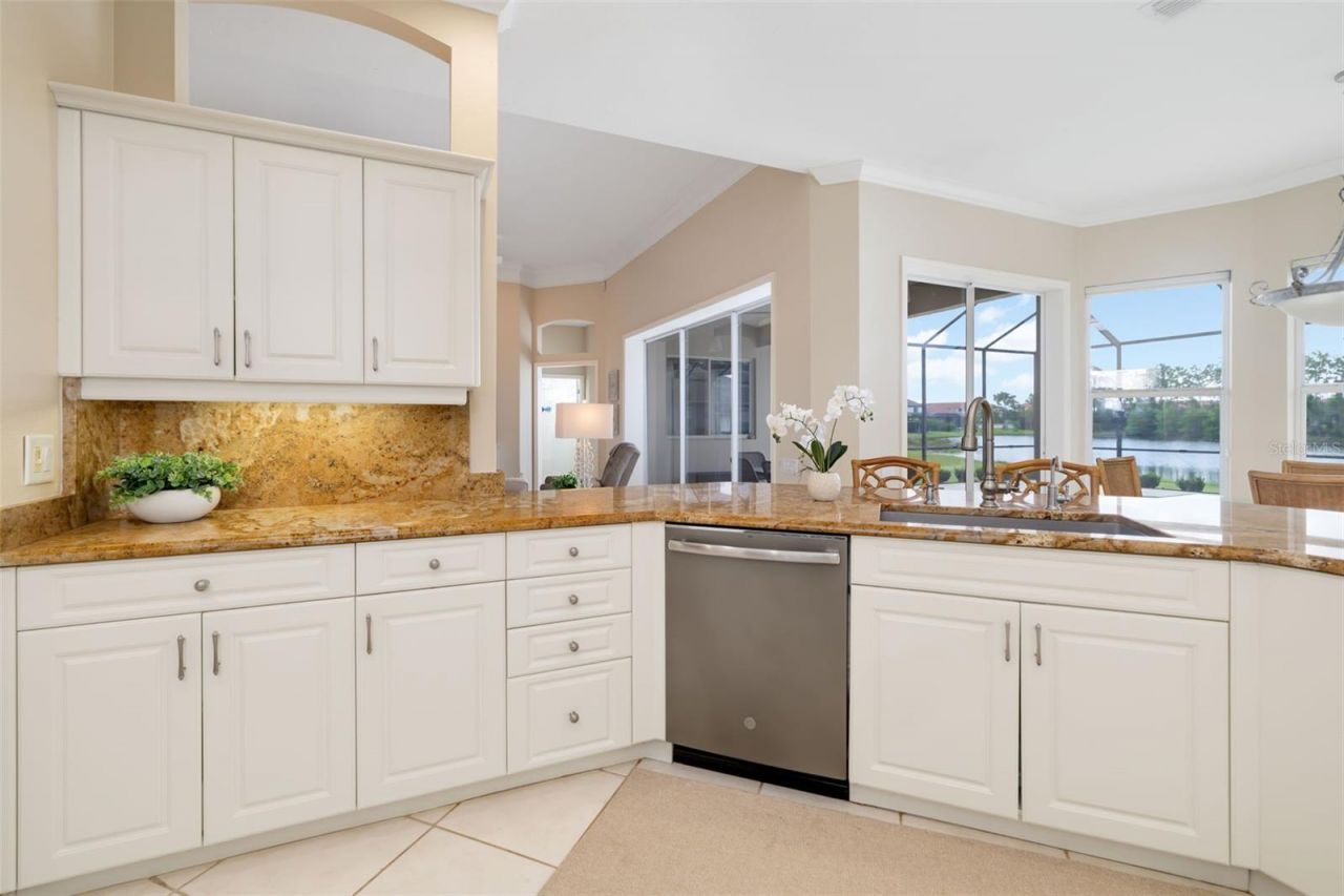 7505 Coventry Court, Bradenton, FL 34202 Photo