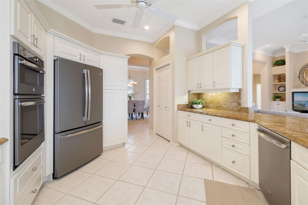 7505 Coventry Court, Bradenton, FL 34202 Photo