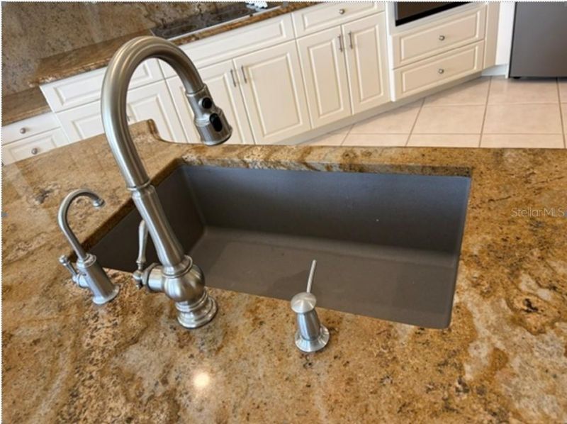 7505 Coventry Court, Bradenton, FL 34202 Photo