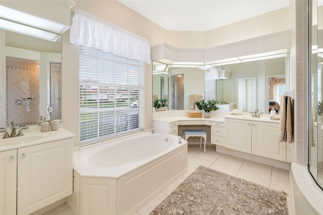 7505 Coventry Court, Bradenton, FL 34202 Photo