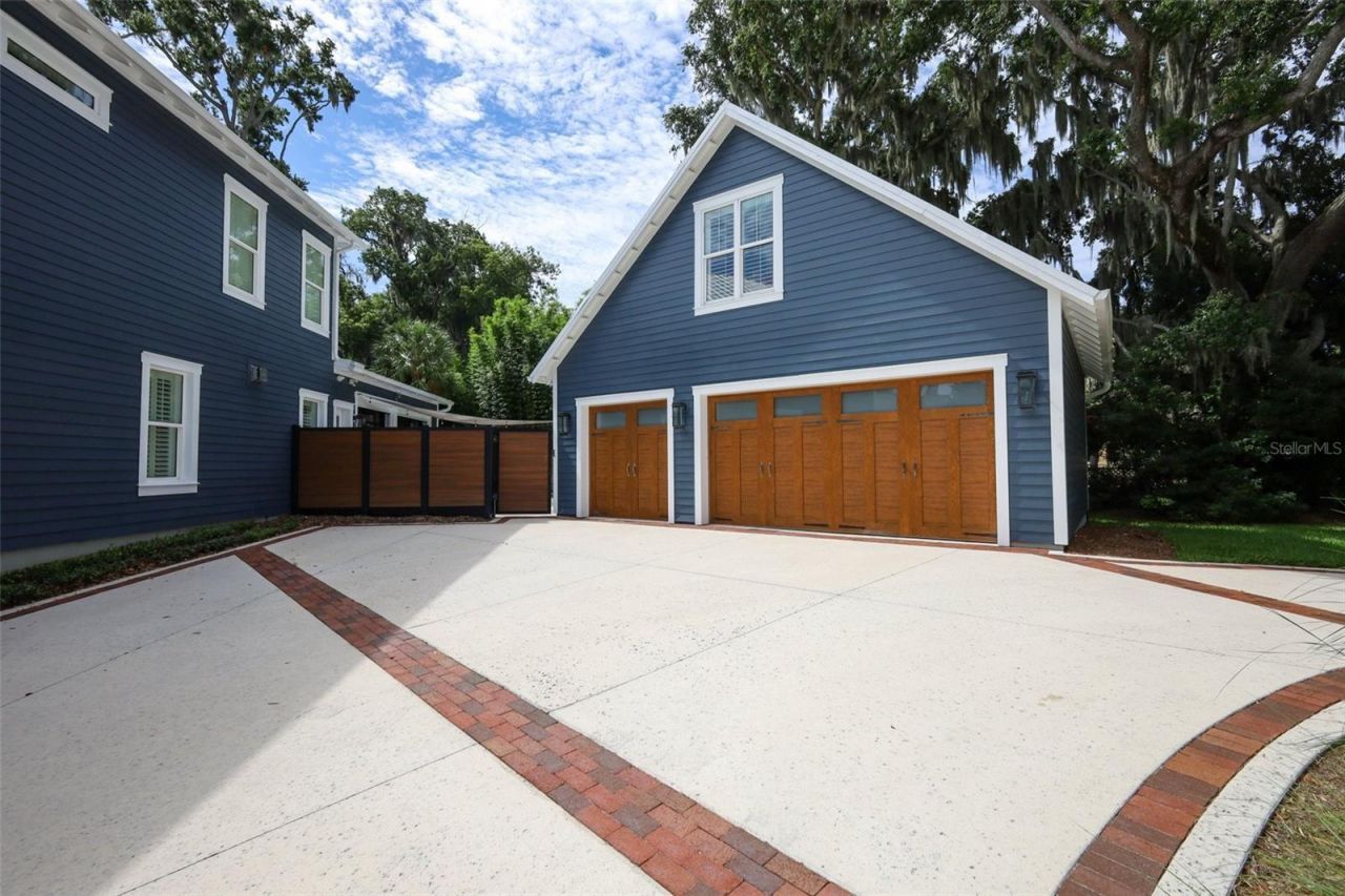 20 W Crest Avenue, Winter Garden, FL 34787 Photo