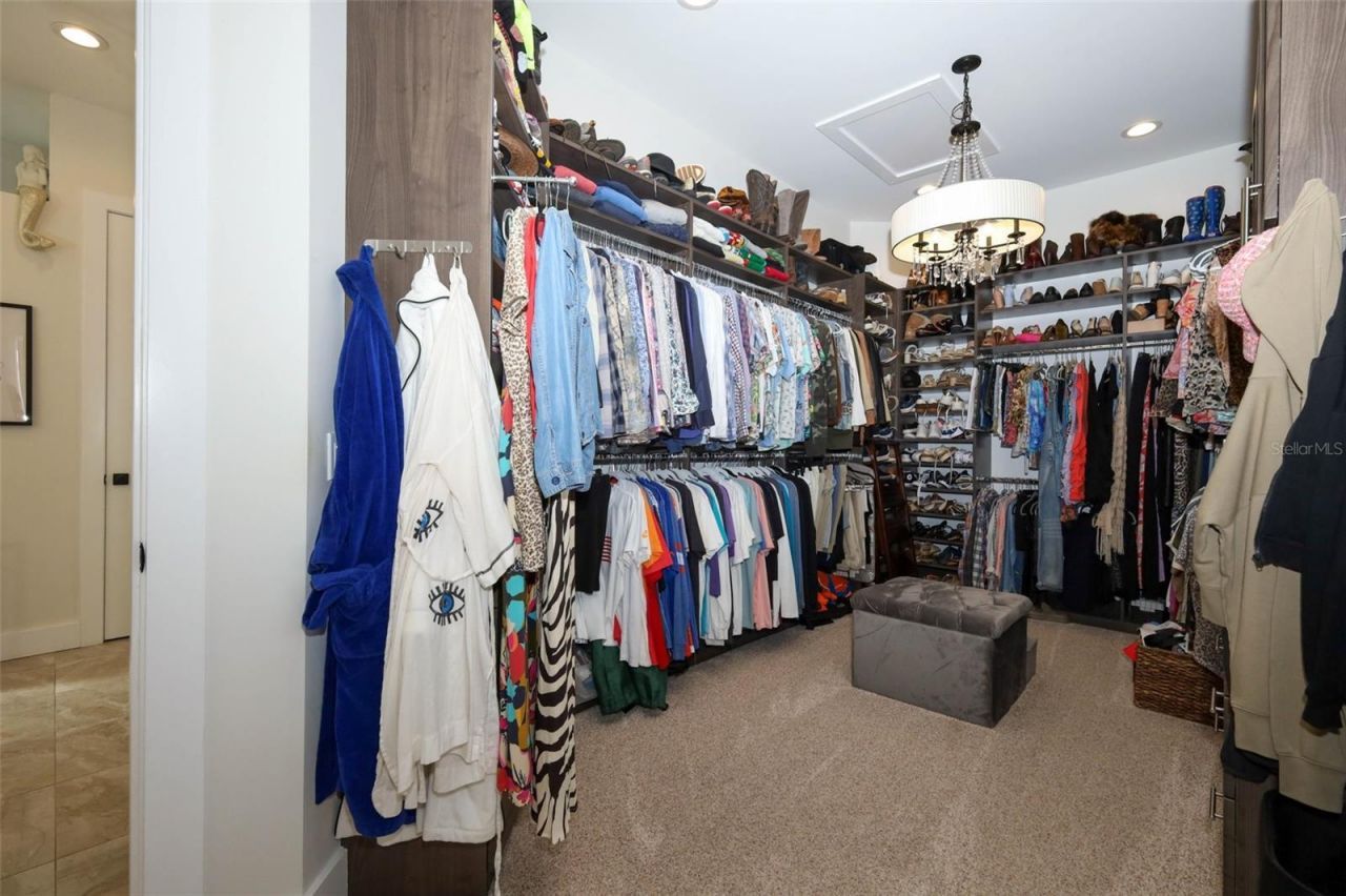 20 W Crest Avenue, Winter Garden, FL 34787 Photo