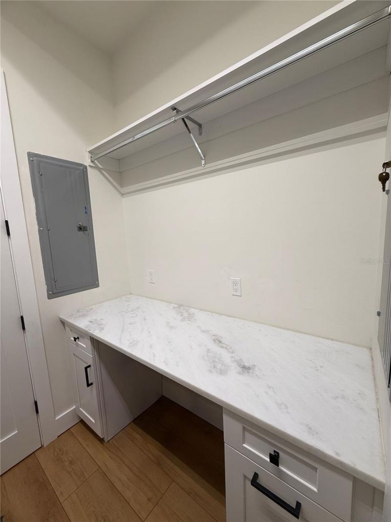20 W Crest Avenue, Winter Garden, FL 34787 Photo