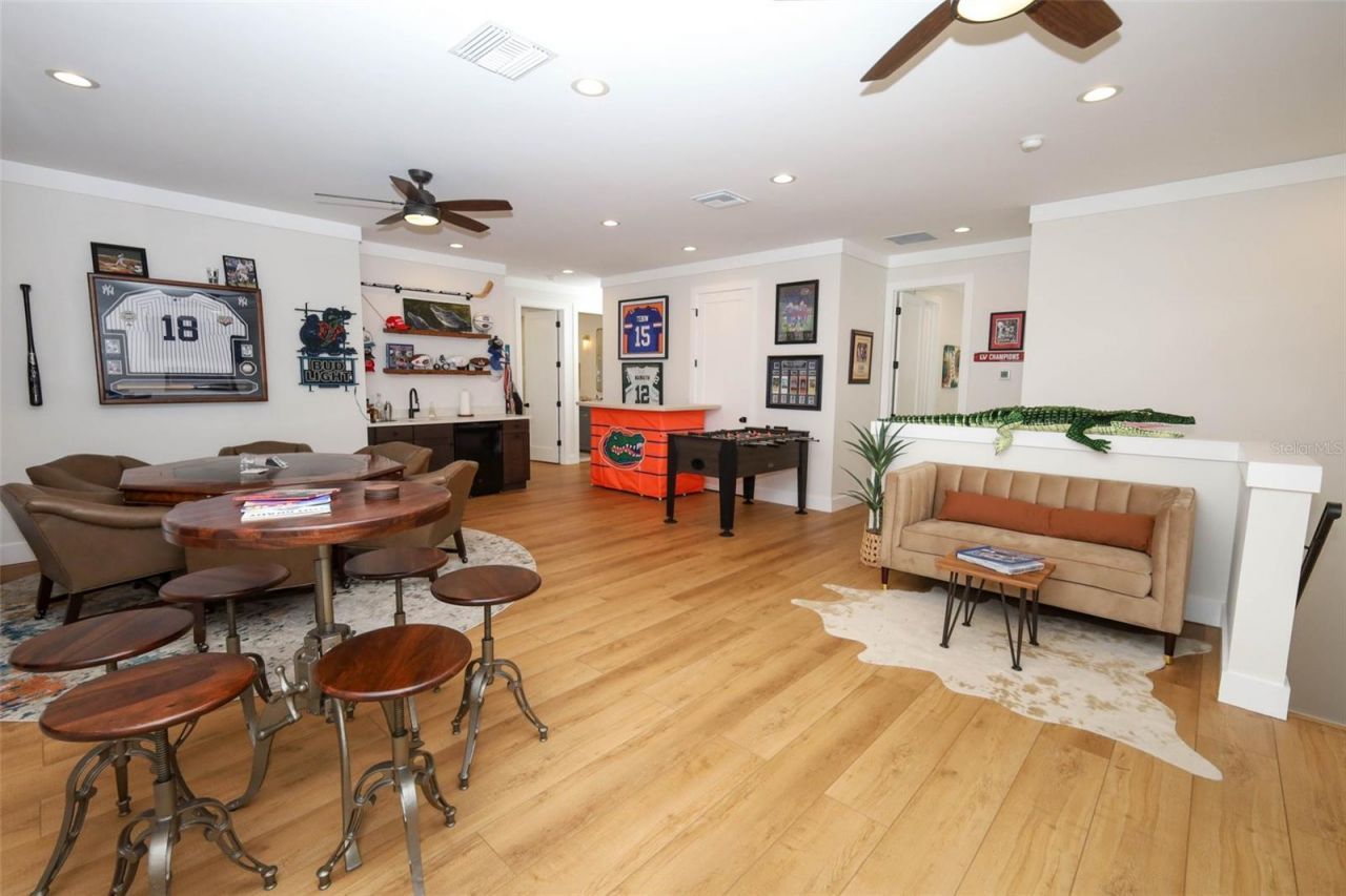 20 W Crest Avenue, Winter Garden, FL 34787 Photo