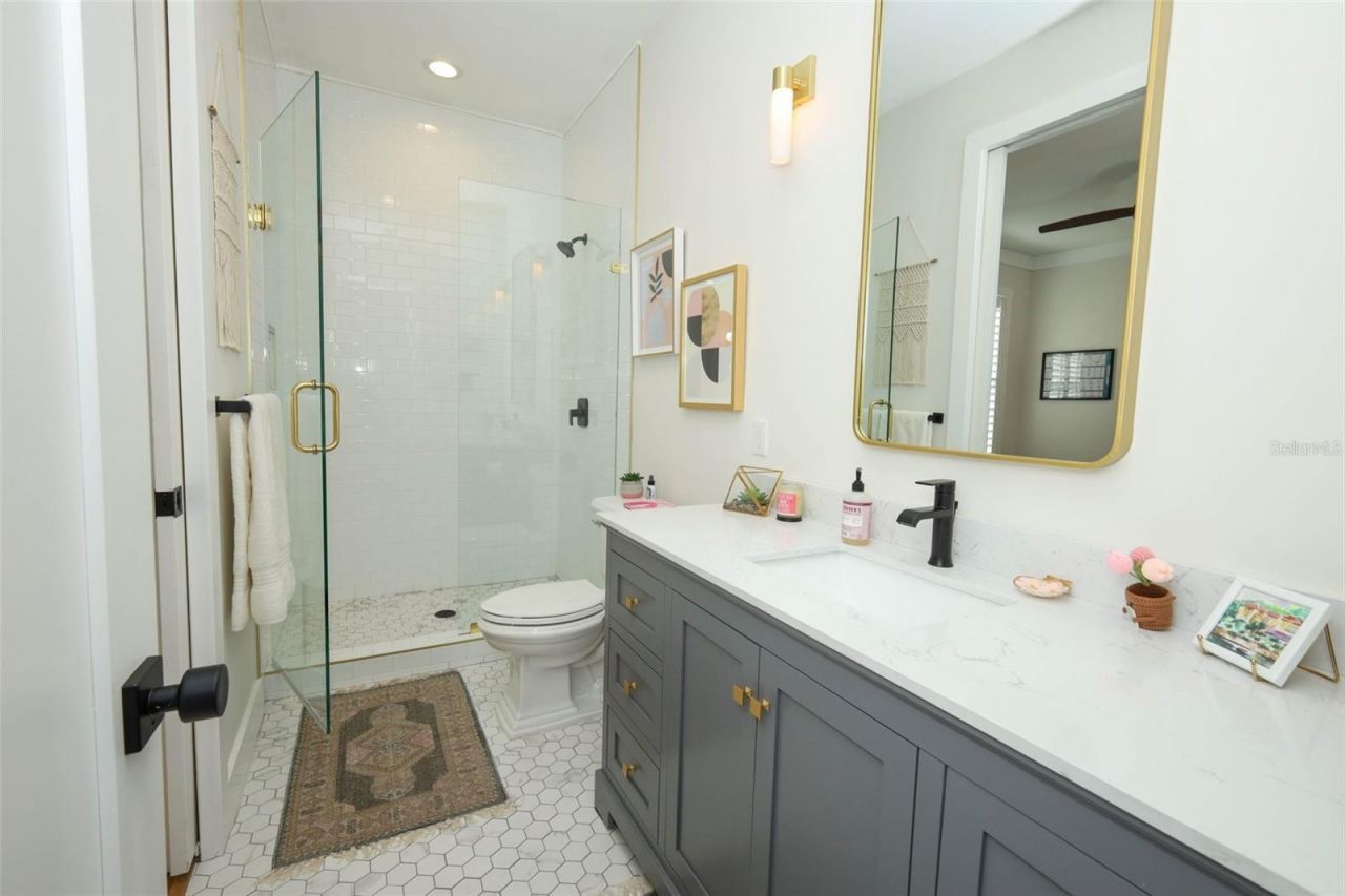 20 W Crest Avenue, Winter Garden, FL 34787 Photo