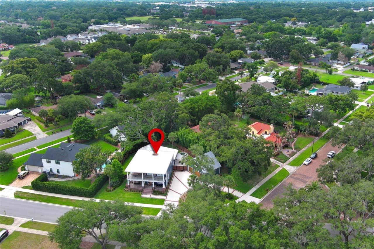 20 W Crest Avenue, Winter Garden, FL 34787 Photo