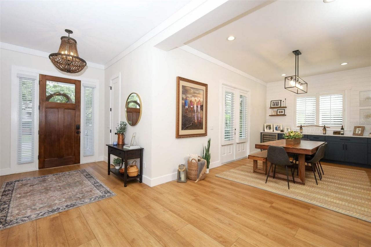 20 W Crest Avenue, Winter Garden, FL 34787 Photo