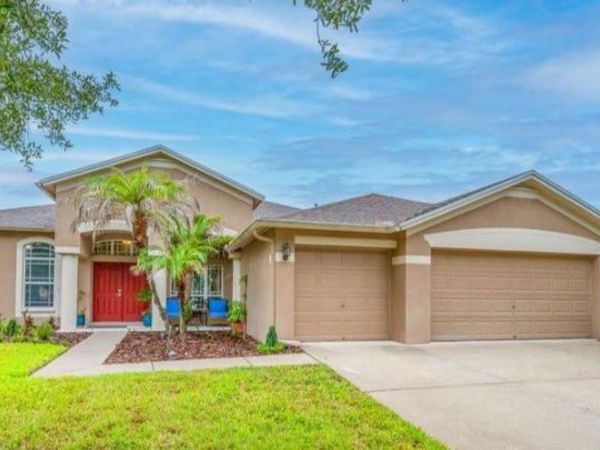 16135 BRIDGEDALE DRIVE , LITHIA, FL 33547