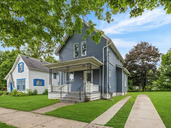 204 Orange Street, Jackson, MI 49202