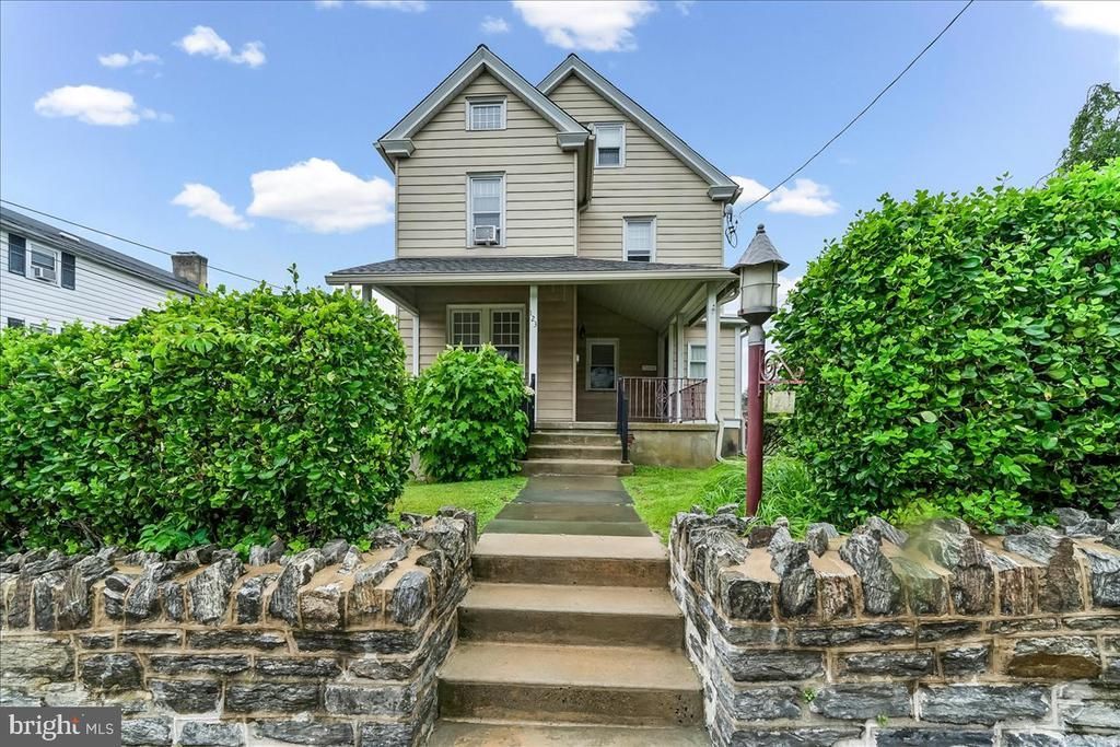 123 Cedar Street, Jenkintown, PA 19046 Main Photo