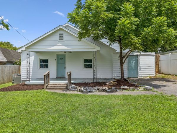 1011 Matthews Ave , Nashville, TN 37216