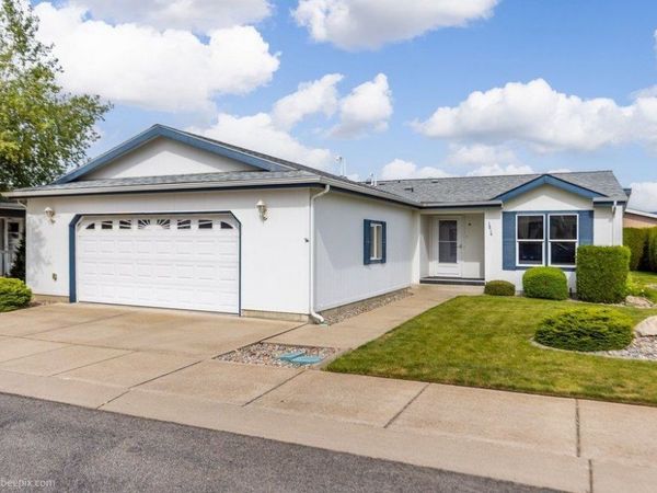 1814 N N MEADOWS Pl, Spokane Valley, WA 99016