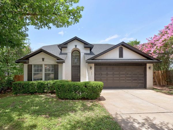 2327 Wright CIR, Round Rock, TX 78664