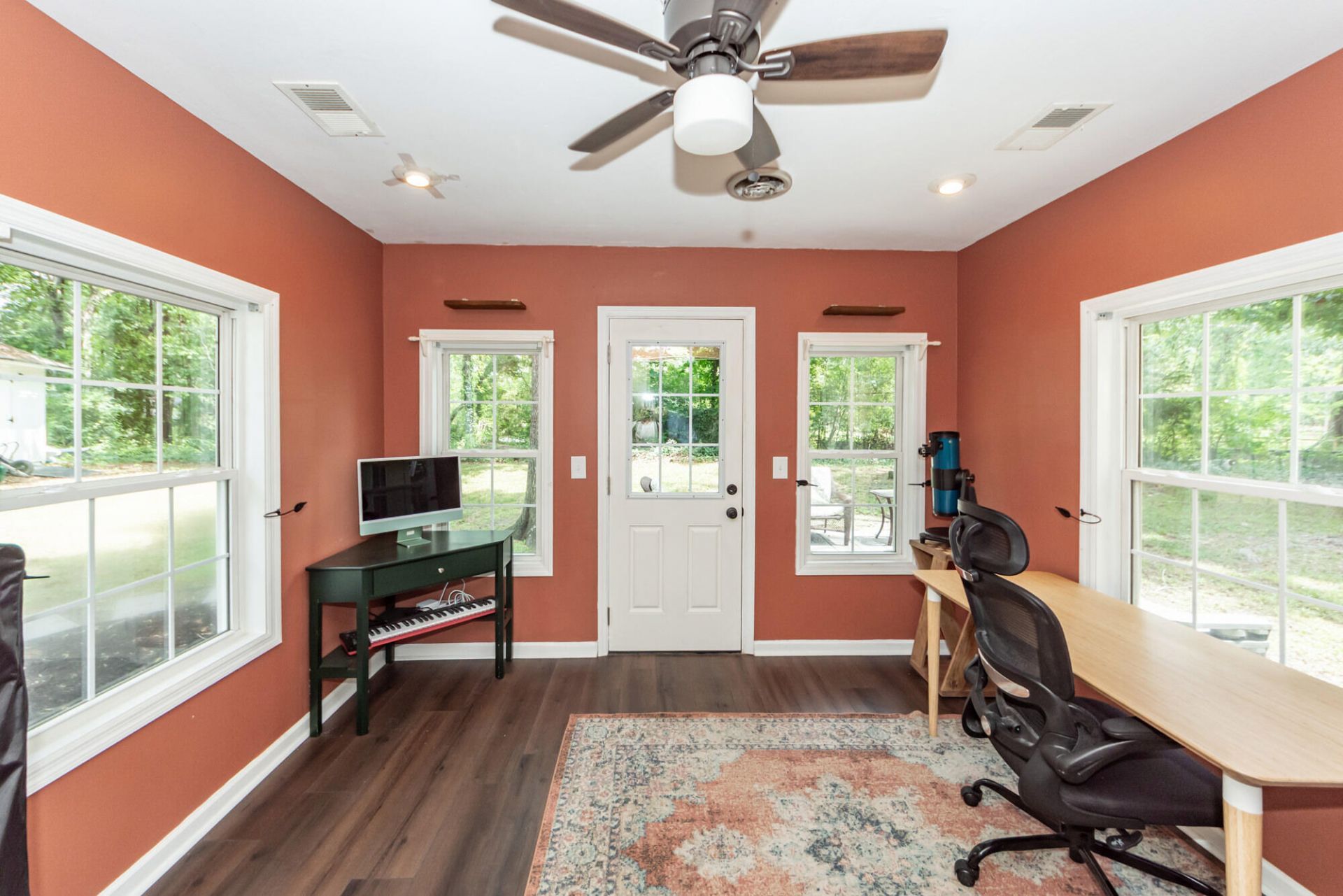 110 Ruston Place Photo 22