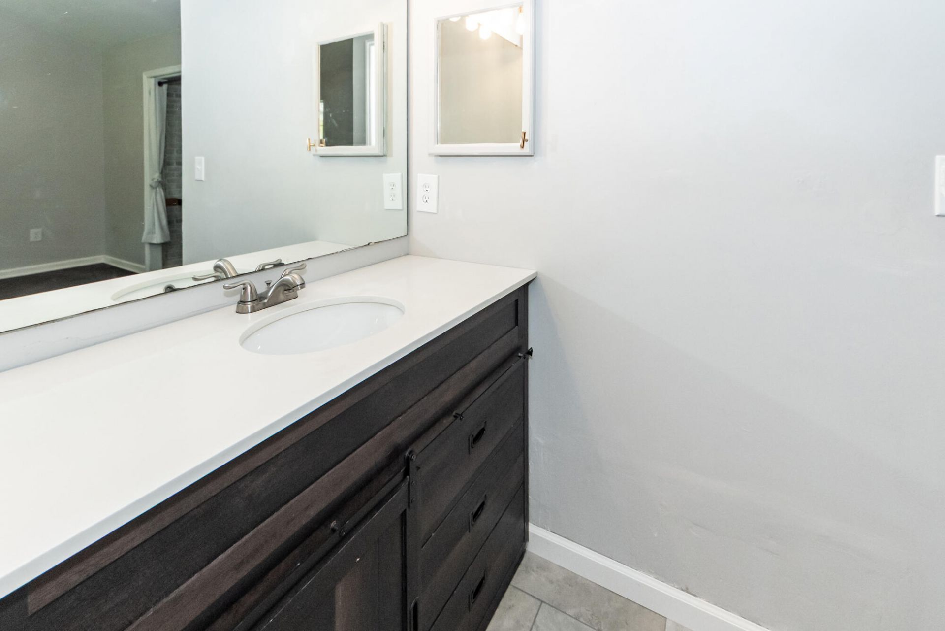 110 Ruston Place Photo 28