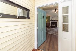 110 Ruston Place photo 4