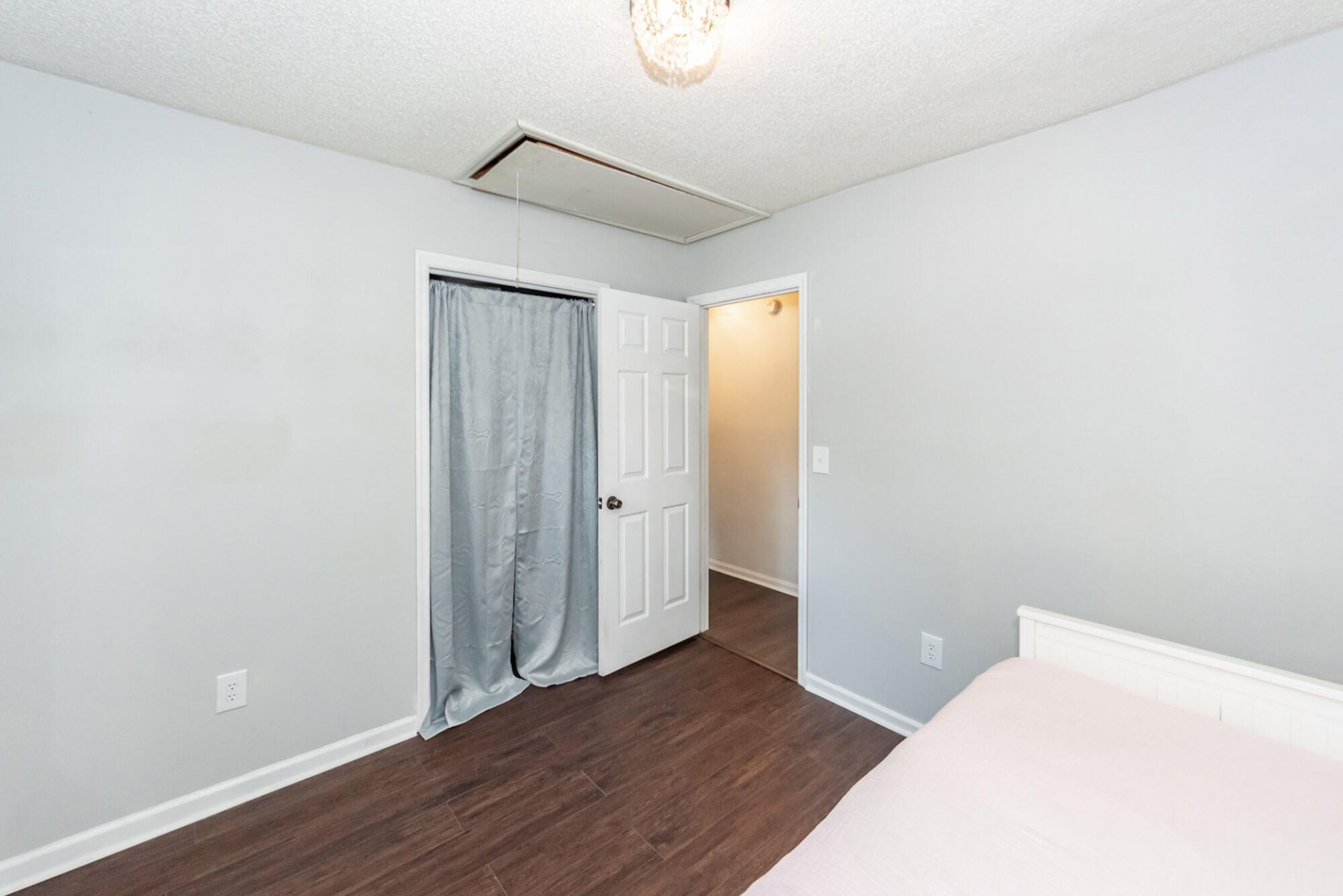 110 Ruston Place Photo 34