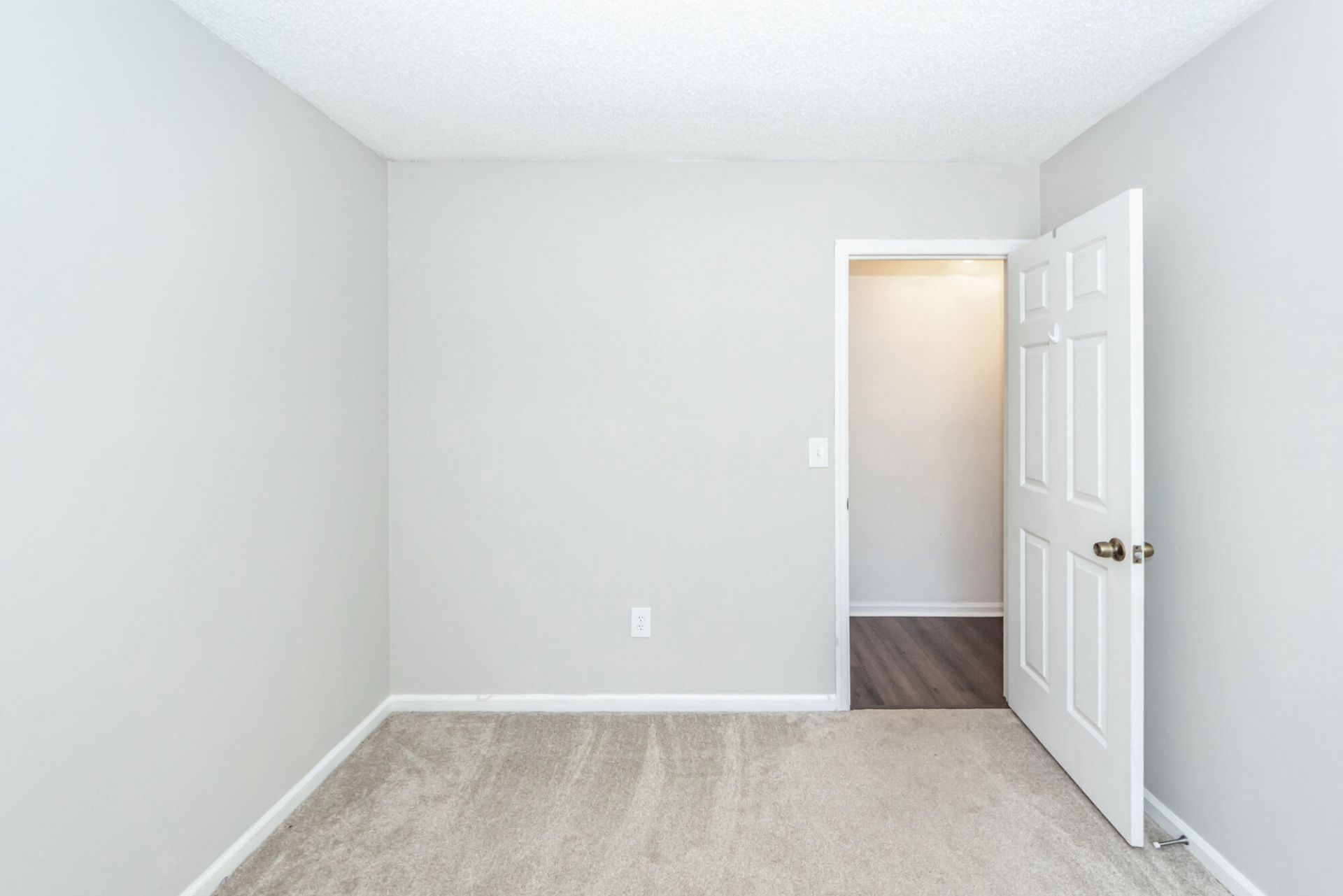 110 Ruston Place Photo 35