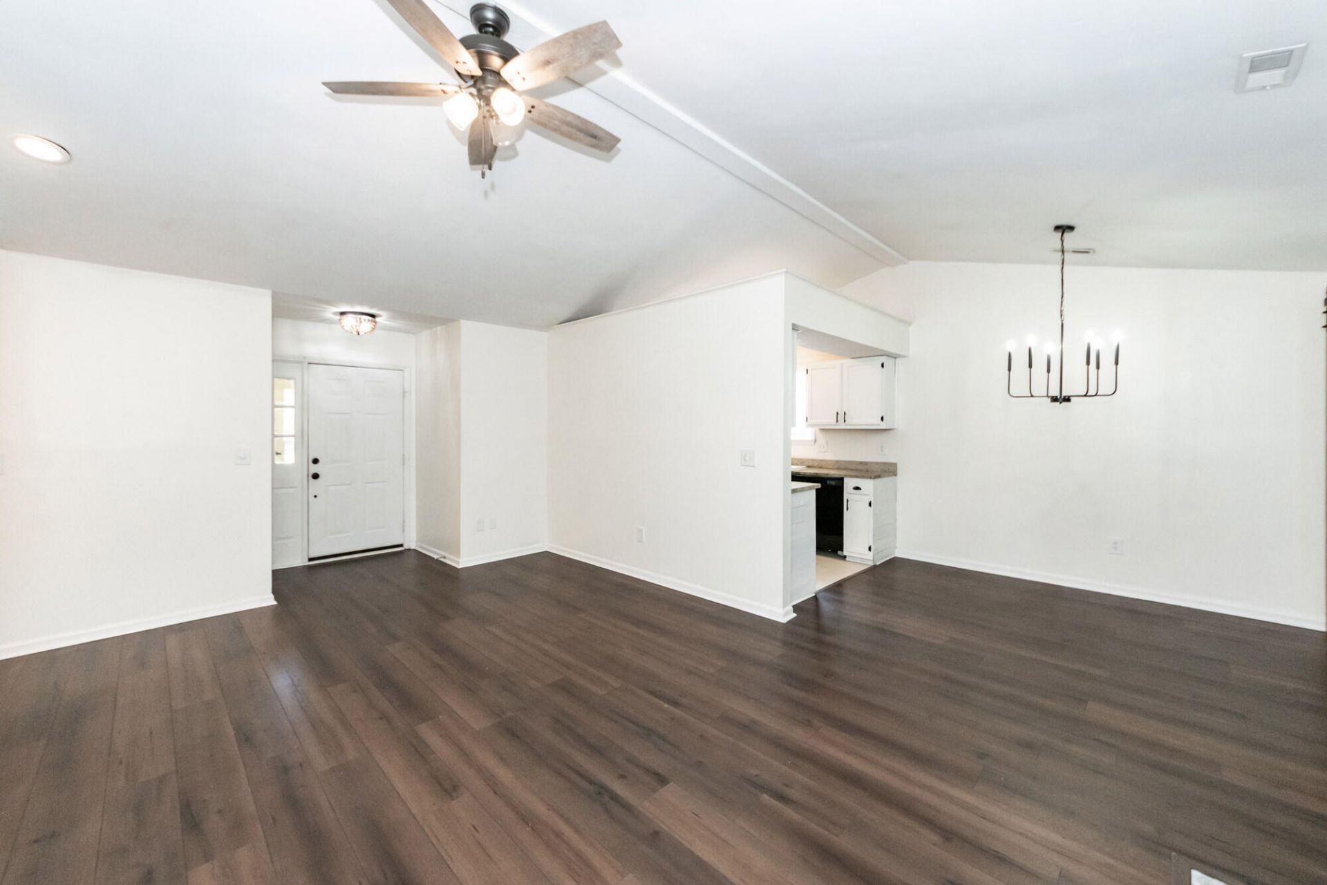 110 Ruston Place Photo 7