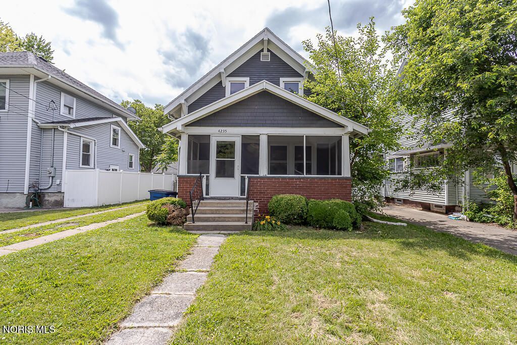 4235 Belmar Avenue, Toledo, OH 43612 Main Photo