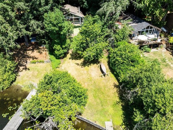 2442 Sommer Lane , Shawnigan Lake, BC V8H 2E5