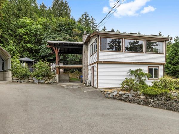 3186 Dolphin Dr , Nanoose Bay, BC V9P 9J2