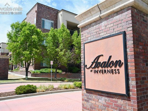301 Inverness Way, Unit 307, Englewood, CO 80112
