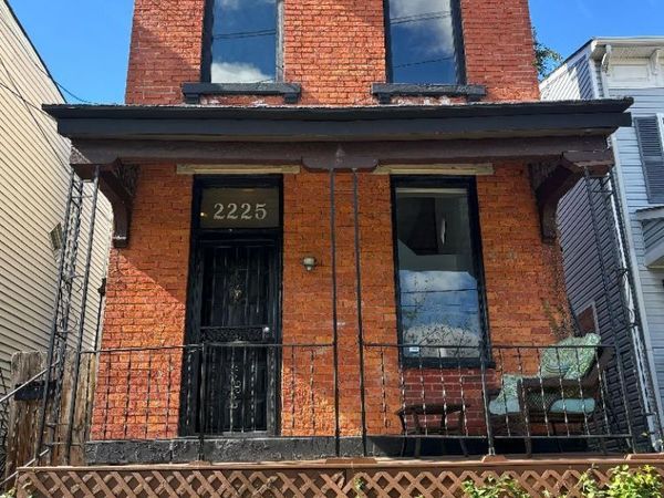 2225 Symmes Street, Cincinnati, OH 45206