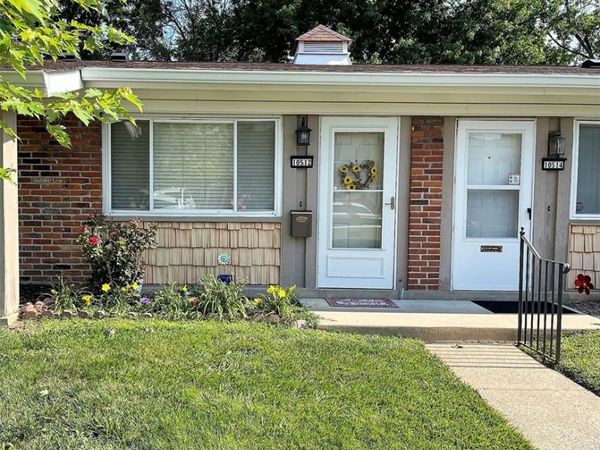 10512 CARROLL WOOD WAY , Unincorporated, MO 63128