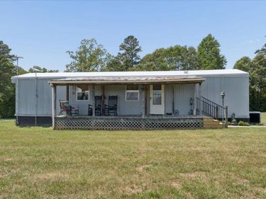 1606 Mt Calvary Road, Brookneal, VA 24528