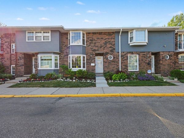 2816 Page Avenue, Ann Arbor, MI 48104