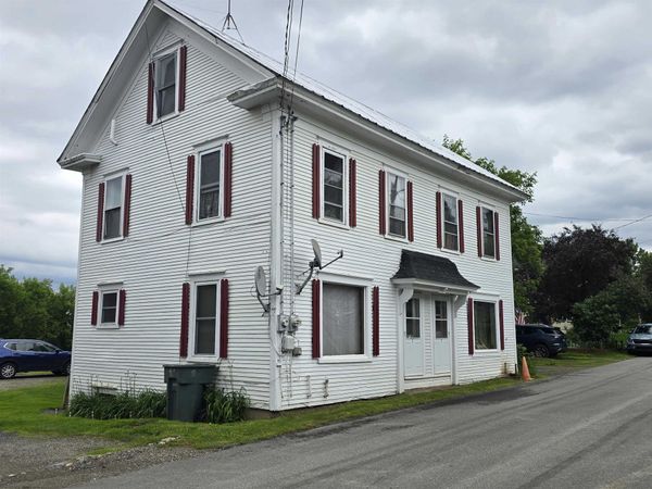 46 High Street, Troy, VT 05859