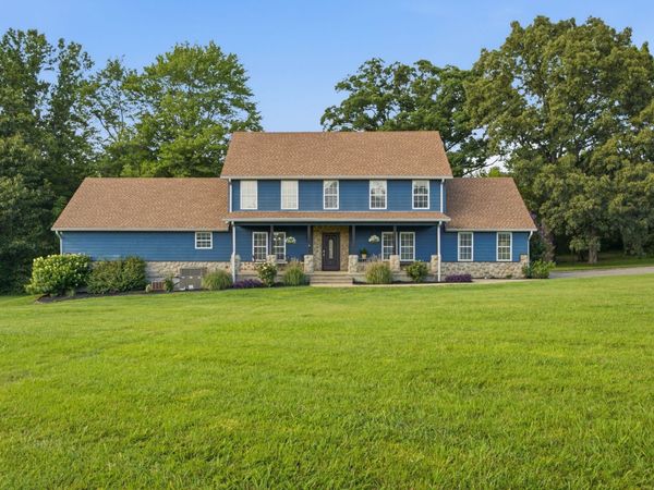 1002 Larkspur Meadows Ln, Portland, TN 37148