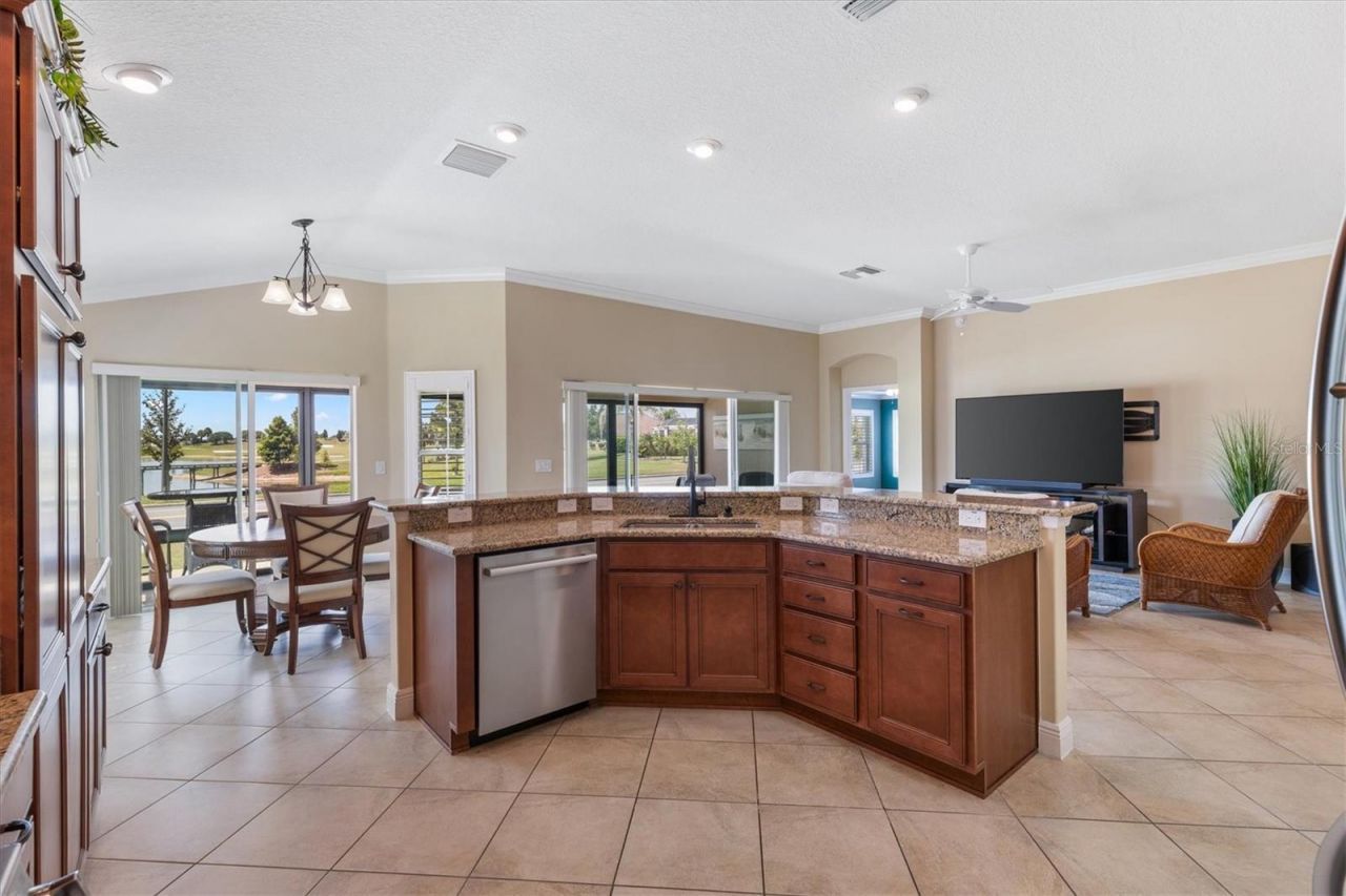486 Independence Path , The Villages, FL 32163 Photo