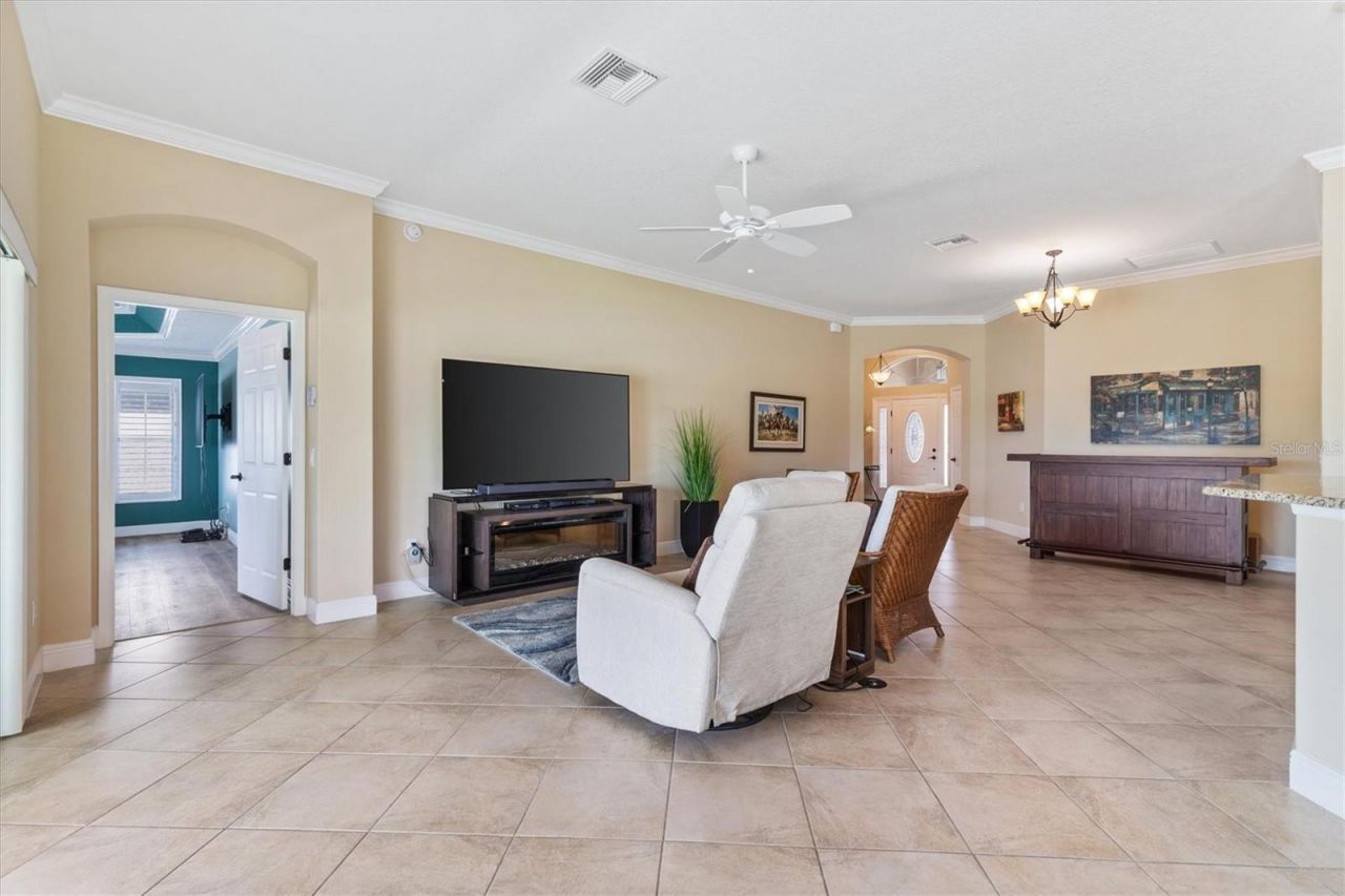 486 Independence Path , The Villages, FL 32163 Photo
