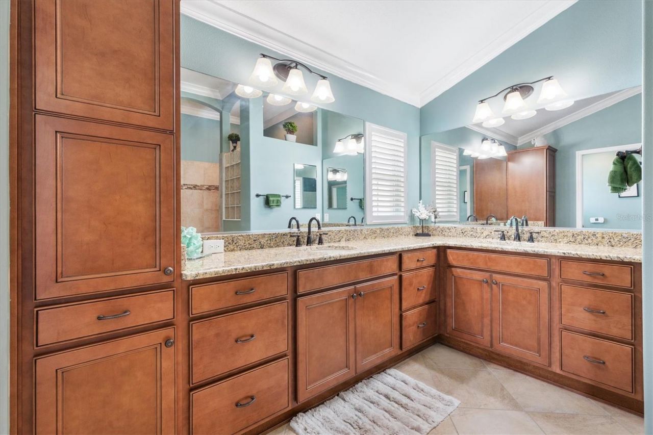 486 Independence Path , The Villages, FL 32163 Photo