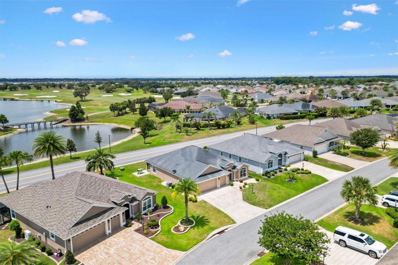 486 Independence Path , The Villages, FL 32163 Photo