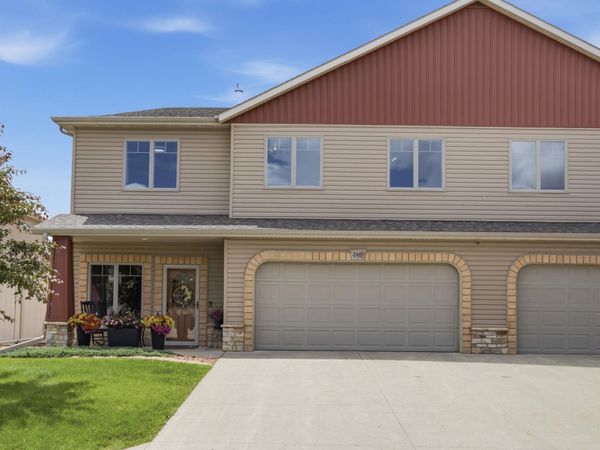 430 19th Avenue W, Unit F, West Fargo, ND 58078
