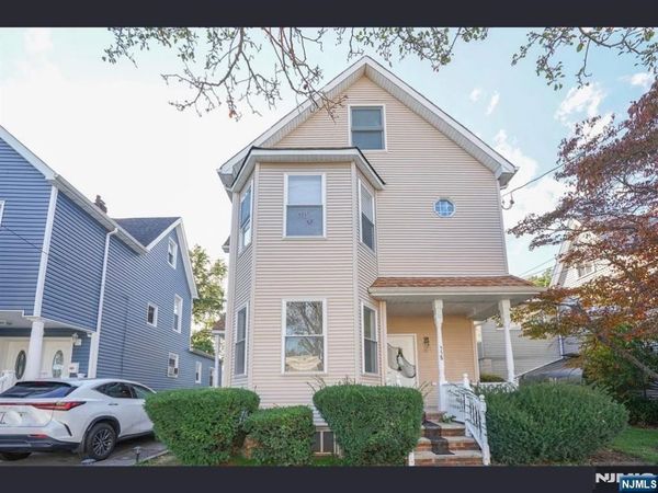 558 Lafayette Avenue 1, HAWTHORNE, NJ 07506