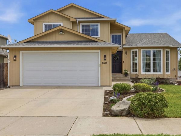 821 S SALISH Ct, Spokane, WA 99224