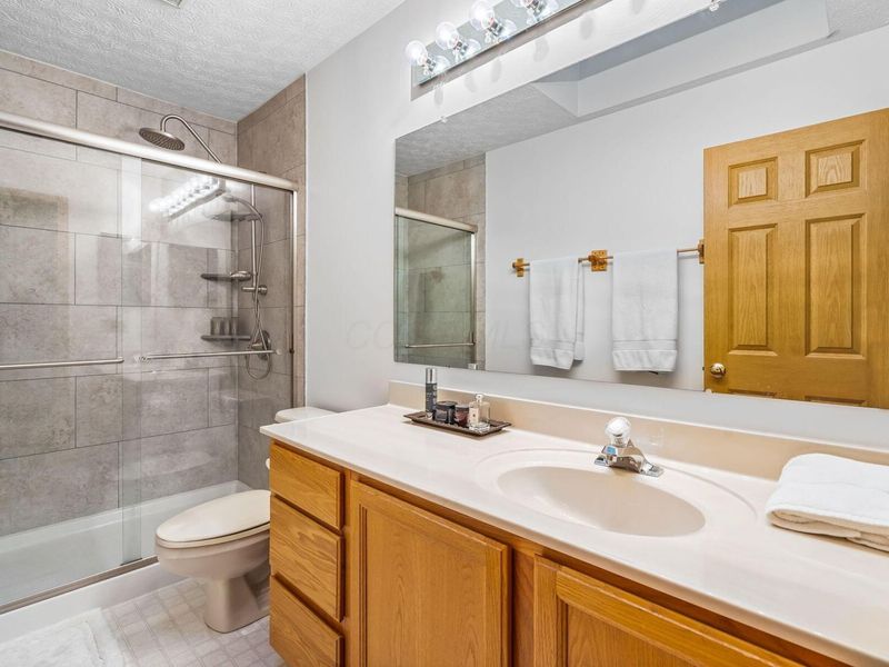 8910 SEDONA Court, Lewis Center, OH 43035 Photo 32