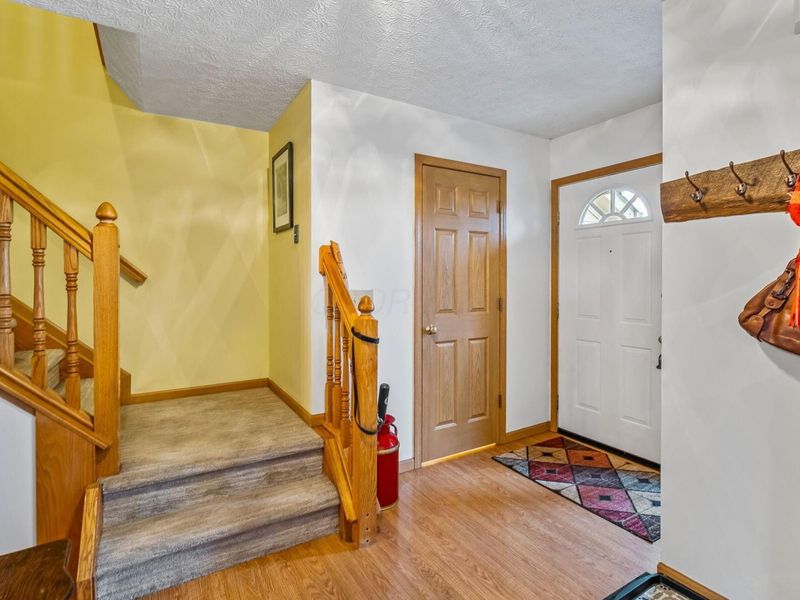 8910 SEDONA Court, Lewis Center, OH 43035 Photo 4