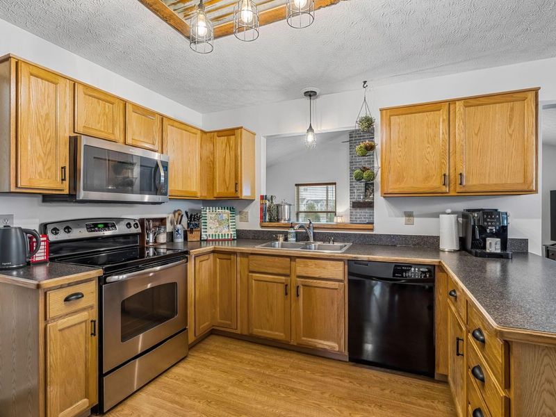 8910 SEDONA Court, Lewis Center, OH 43035 Photo 9