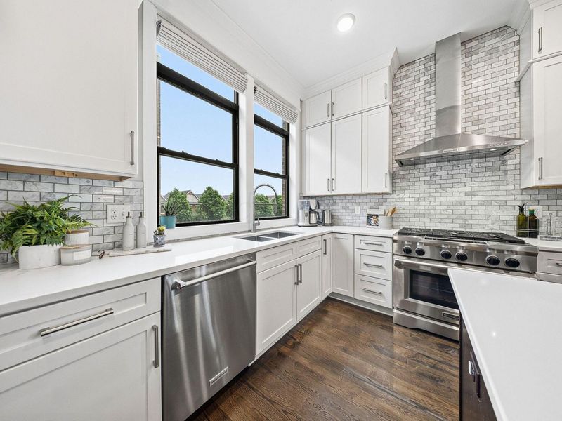 611 W 2nd Avenue, Columbus, OH 43201 Photo 22