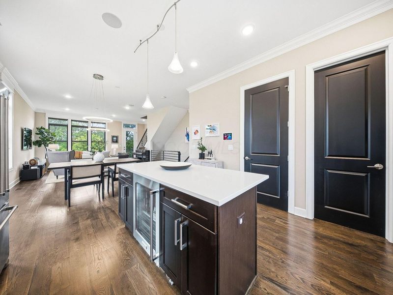 611 W 2nd Avenue, Columbus, OH 43201 Photo 25