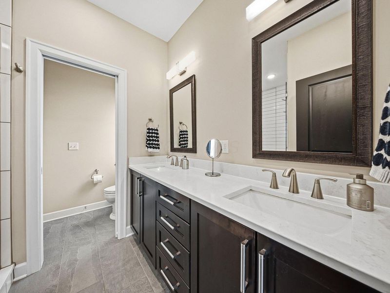 611 W 2nd Avenue, Columbus, OH 43201 Photo 38